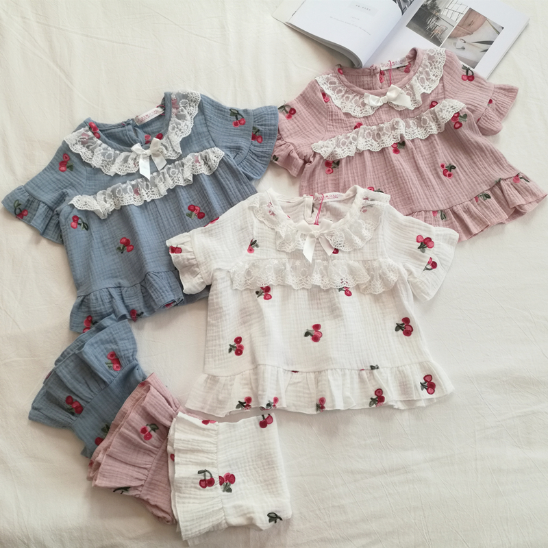 Đồ ngủ phụ nữ mùa xuân và mùa hè ngắn tay cotton cha mẹ và con mẹ và con gái dịch vụ nhà Hàn Quốc phiên bản của công chúa gió thêu cherry ngọt ngào phù hợp với