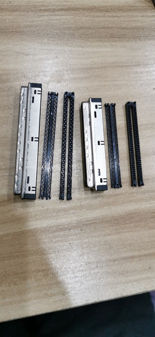 3M D-shaped connector 80 pin 10180-6000EC 100P 101A0 68P 0-10268-0200EL