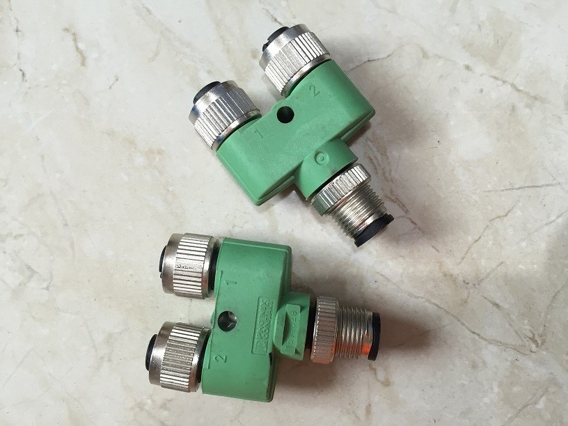 SAC-5P-M12Y SAC-5P-M12Y 2XM12FS 2XM12FS S21 1514029 Phoenix 10% 2 plug spot