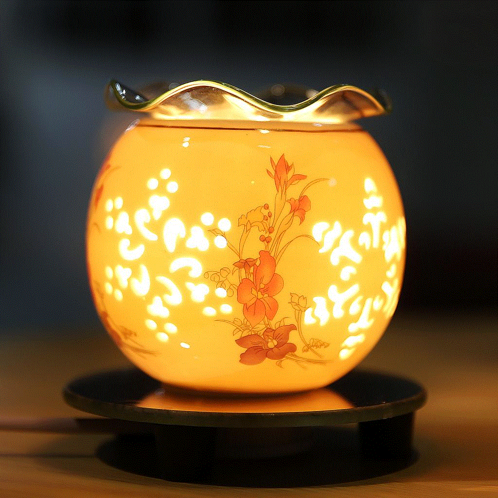 陶瓷插电香薰灯 精油灯 插电香薰炉 香薰机美容院spa卧室香薰台灯