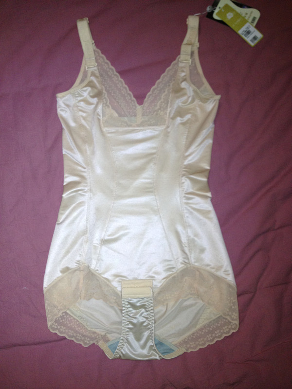 Tháng sáu hoa hồng mới một mảnh mùa hè corset tam giác bụng cơ thể corset 64381 đồ lót xuất khẩu