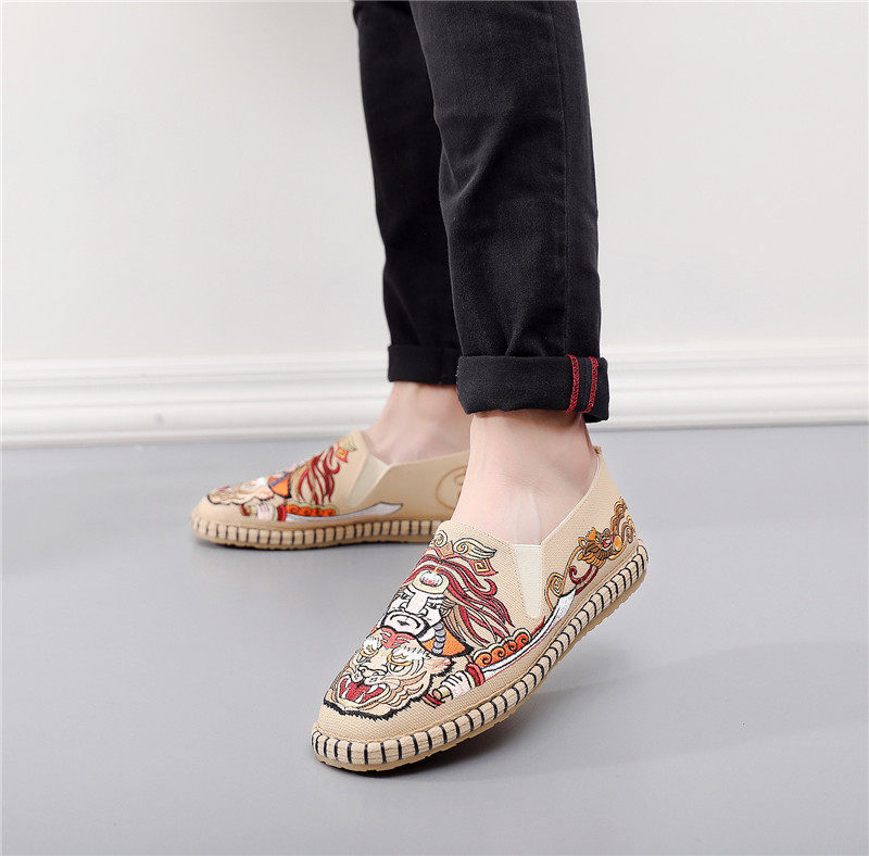 2022 spring and summer new embroidery totem Water Margin characters cotton and linen Chinese style casual canvas shoes youth shoes