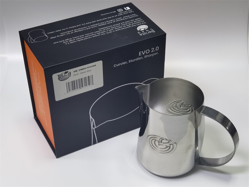 [the Force Latte Art Pitcher 2.0] the Curved Latte Art Pitcher Has Evolved Again to Evo2