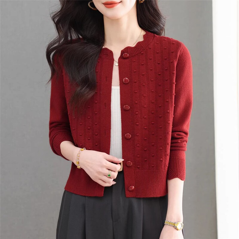 Red High-Waisted Short Sweater for Women, 2026 Autumn Collection, Loose Knit Cardigan for Petite Figures, Paired with a Skirt, Short Jacket Red High-Waisted Short Sweater for Women, 2026 Autumn Collection, Loose Knit Cardigan for Petite Figures, Paired with a Skirt, Short Jacket