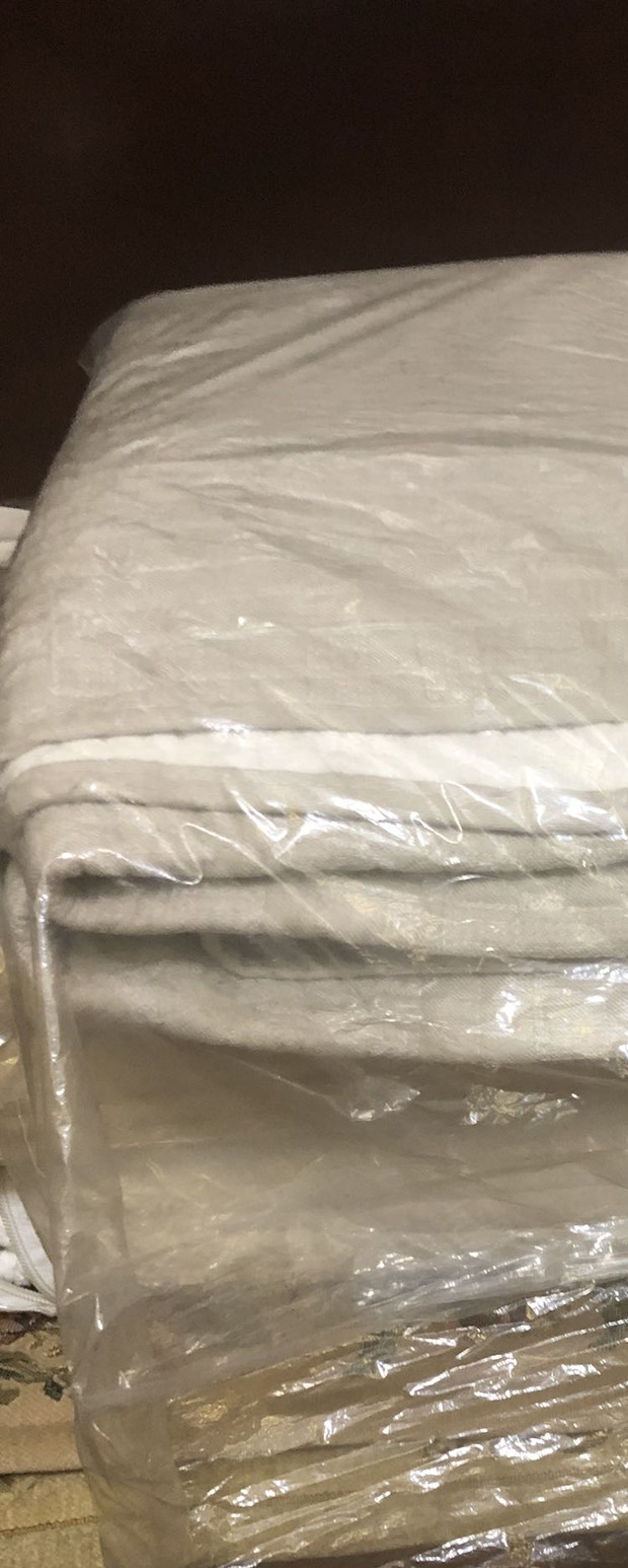 1,6 * 2,5 ba hoặc bốn toàn bìa sofa khăn vải bông mét zarahome xám giường bông bìa Tuck - Trải giường thảm nhung trải giường