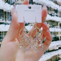 South Korea Dongdaemun fashion design sense geometric diamond earrings female exaggerated personality metal wind face thin earrings pendant