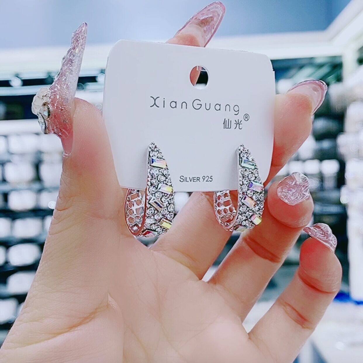 Advanced Senses Full Drilling Temperament Earrings C Shape Half Circle Ear Pin 2020 New Tide 925 Silver Pin Brief About 100 Hitch Accessories