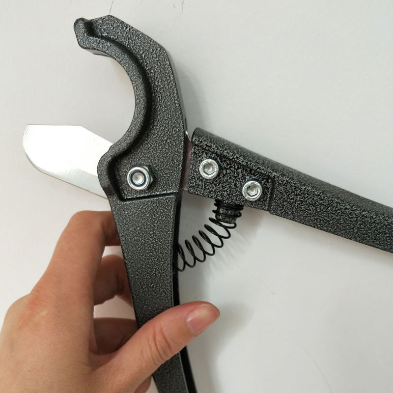 Blue Whale 32 pipe cut PVC electrician quick cut ppr pipe scissor wire pipe water cut aluminium plastic pipe cut pipe cutter