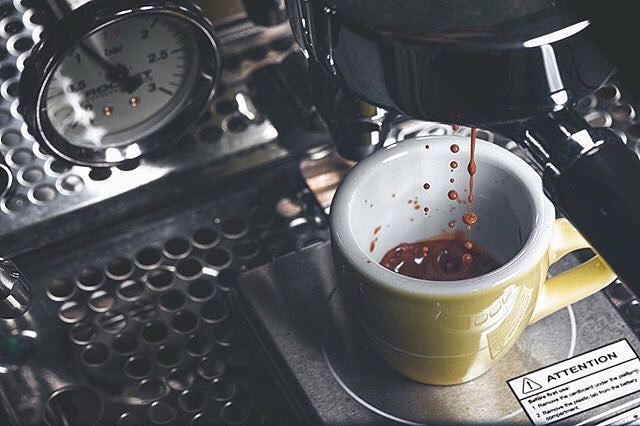 máy pha cà phê gemilai ROCKET Rocket Coffee Machine Máy bán cà phê bán tự động Xử lý không đáy Xử lý cà phê máy xay và pha cà phê