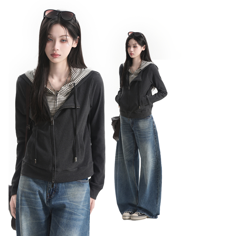 【Sitting on the Couch and Watching the Time Pass By】 American Light Asian Style Color-Blocked Striped Faux Two-Piece Double-Layer Hoodie, Lazy and Slim-Fit Sweatshirt 【Sitting on the Couch and Watching the Time Pass By】 American Light Asian Style Color-Blocked Striped Faux Two-Piece Double-Layer Hoodie, Lazy and Slim-Fit Sweatshirt