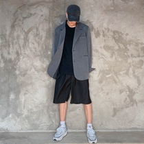  (Sitting and eating mountain air)Korean spring and Autumn oversize loose thickened suit gray shoulder pad blazer men and women tide