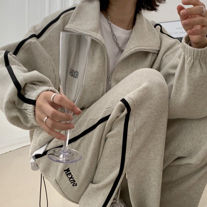 Pure Cotton Harbor Wind Sports Clothing Leisure Two Style Dress Lady Spring Autumn New Loose Korean version Student Shuai Salt Department Fried Street