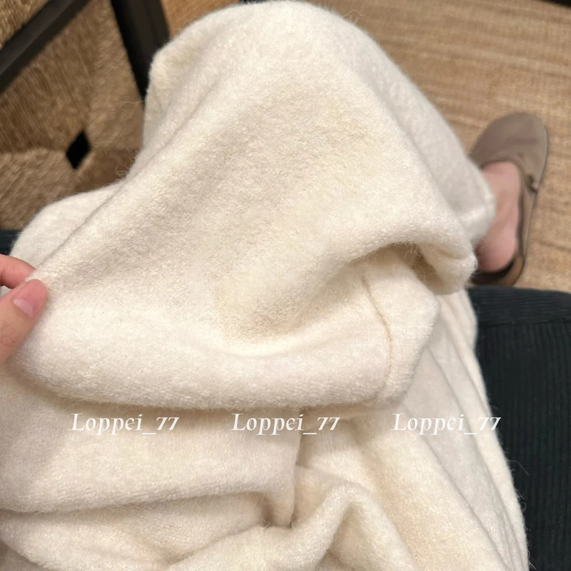 White Soft Knit Wide-Leg Pants for Women, New Autumn and Winter Style, Relaxed Fit, Slimming, Lazy Straight-Leg Drape, Versatile Glutinous Rice Pants White Soft Knit Wide-Leg Pants for Women, New Autumn and Winter Style, Relaxed Fit, Slimming, Lazy Straight-Leg Drape, Versatile Glutinous Rice Pants
