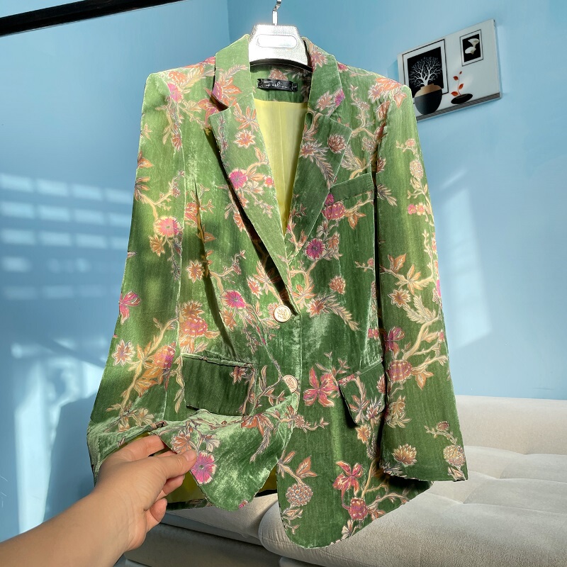 Autumn Green Burnt-Out Velvet Blazer for Women, Elegant and Sophisticated, Casual Top, Floral Suit, New Style
