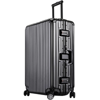 Черная роскошная модель