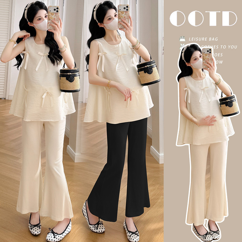 Maternity Outfit Summer Set: High-End Style for Pregnancy, Bow-Tie Tank Top and Cropped Flared Pants Two-Piece Set for Summer Maternity Outfit Summer Set: High-End Style for Pregnancy, Bow-Tie Tank Top and Cropped Flared Pants Two-Piece Set for Summer