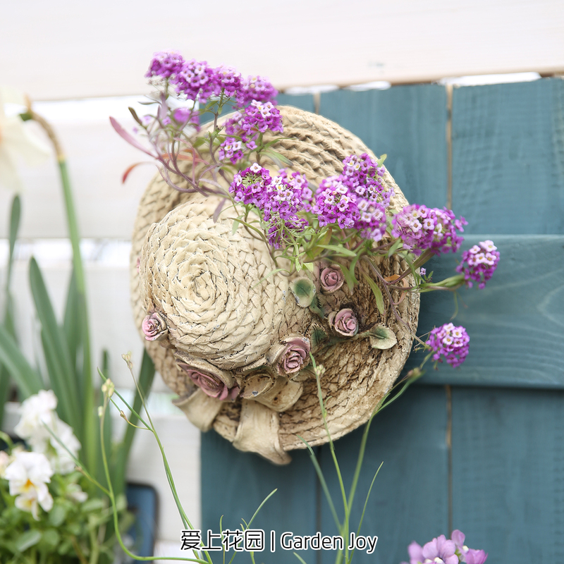 Fall in Love with the Garden: Magnesium Oxide Resin Straw Hat Flower Pot Wall Hanging Decoration for Courtyard, Handmade with a Vintage Look, Slight Color Variations