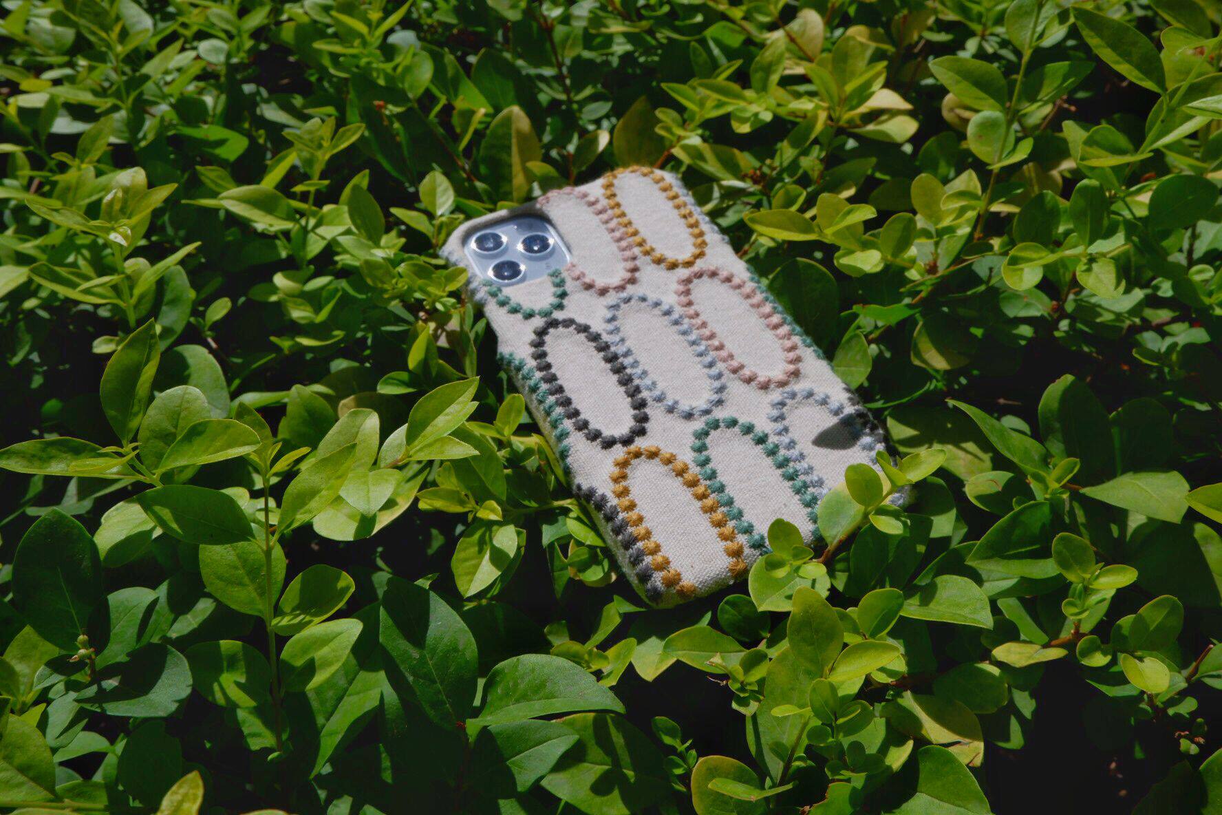 Sherehoo原創刺繡布藝手工手機保護殼iphone 12 Pro Max 日系和風彩蛋