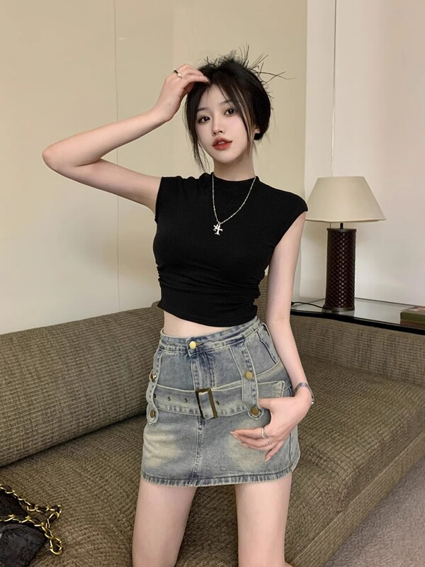Korean Style Black High-Neck Sleeveless Tank Top T-Shirt for Women, Summer Design, Tight-Fitting Short-Sleeve, Elegant and Slimming Short Top