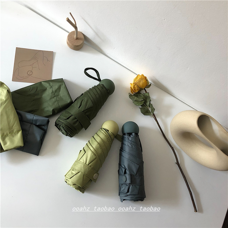 Palm-like size ~ 15 Capsule Umbrella with small portable sunny and rain dual-use black gum male and female