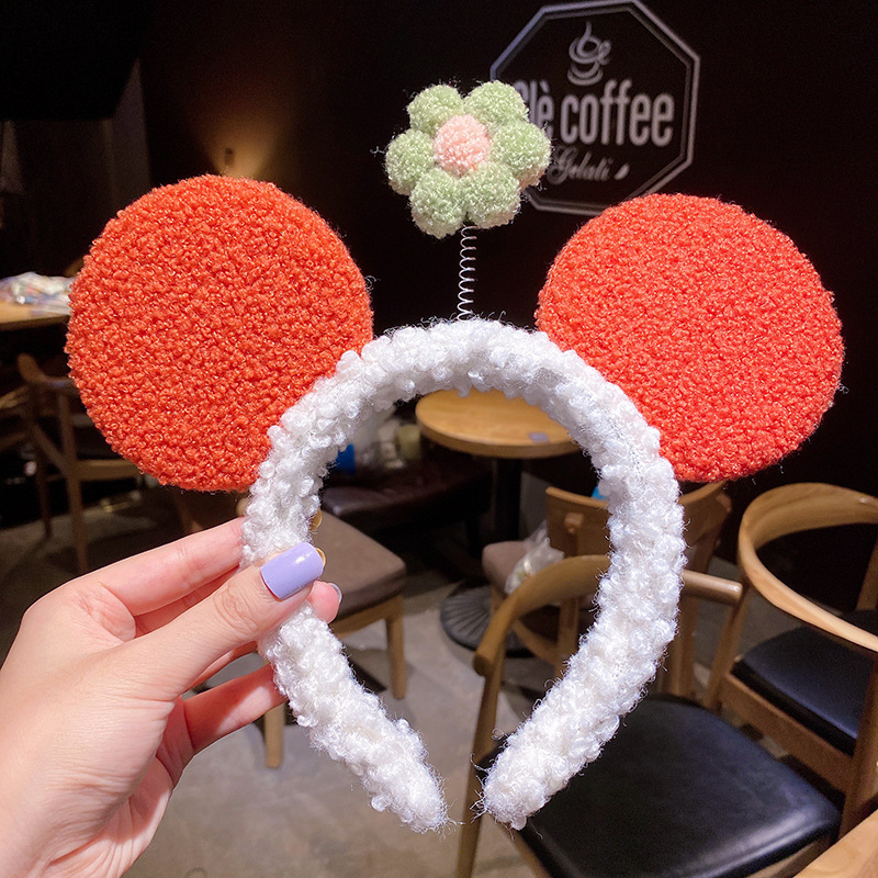 Gift: Net red flower headband (random color) photographed alone will not be shipped