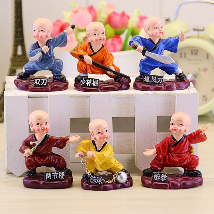 Trang trí nhà sư nhỏ xe trang trí xe búp bê búp bê sáng tạo đồ nội thất nhà thủ công quà tặng các đồ vật để trang trí nhà ở