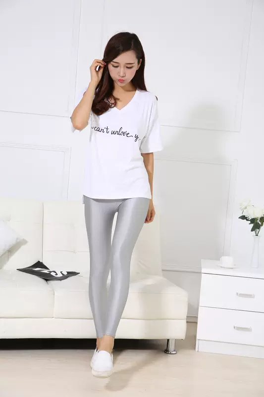 [80-200 kg] chị béo mập xuân hè hè quần legging lụa lụa cỡ lớn eo cao mặc quần lửng mỏng bóng quần 9 quần ống rộng nữ