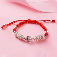 Самосредоточенный красный веревый браслет