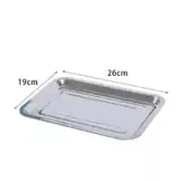 Один противень из нержавеющей стали.