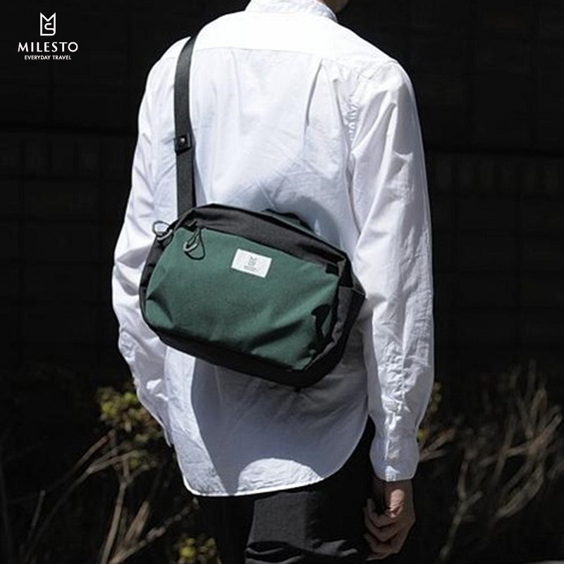 [USD 200.46] MILESTO Japan messenger bag hit color lightweight nylon