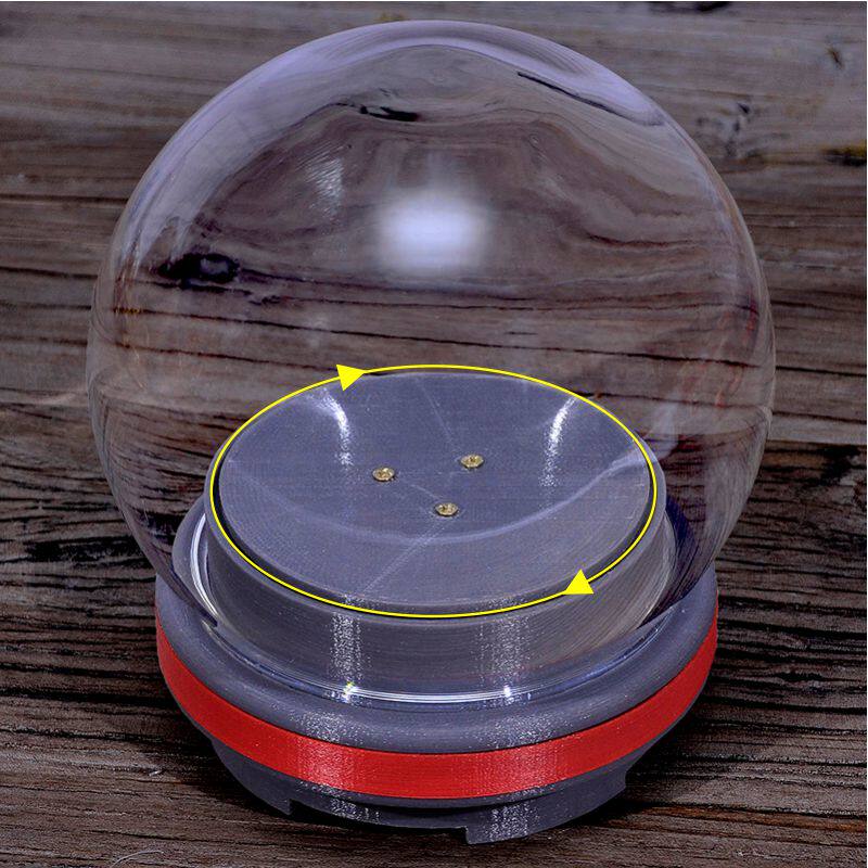 Luo Wu music toy base rotating music box music box base dust-proof glass cover small building block seat