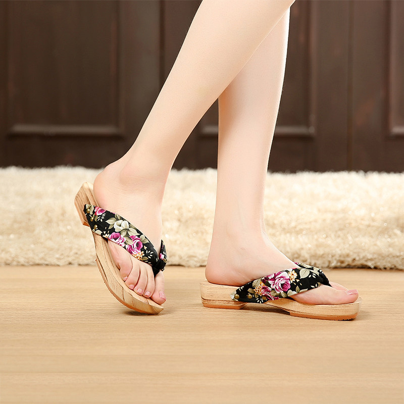 2019 summer new slopes heel herringbone wood slippers women's summer home sandals wood sandals