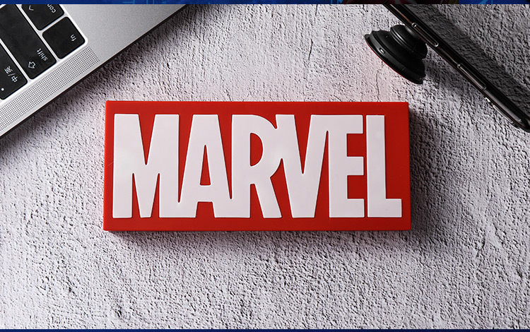 Avengers 3 Marvel LOGO Sạc Po đôi U port 10000 mAh điện thoại di động