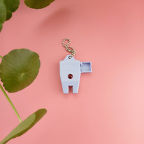 Special test-button battery detector for hearing aid battery (battery storage case)