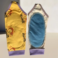 Змея приходит и поворачивается, в хлопковом стиле