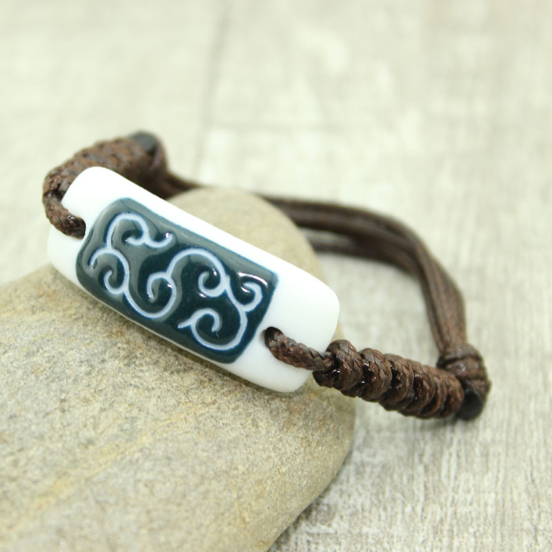 Jingdezhen ceramic bracelet wholesale bracelet has figure small bracelet JXB024 hand - carved xiangyun