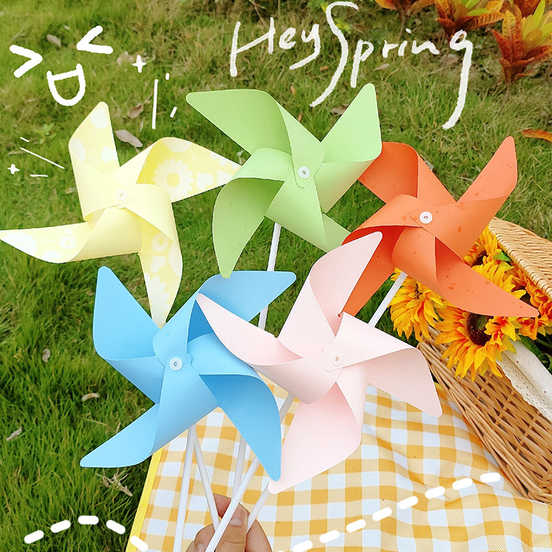 In red picnic flag picnic flag photographic decoration products small windmill outdoor atmosphere of spring park camping decoration