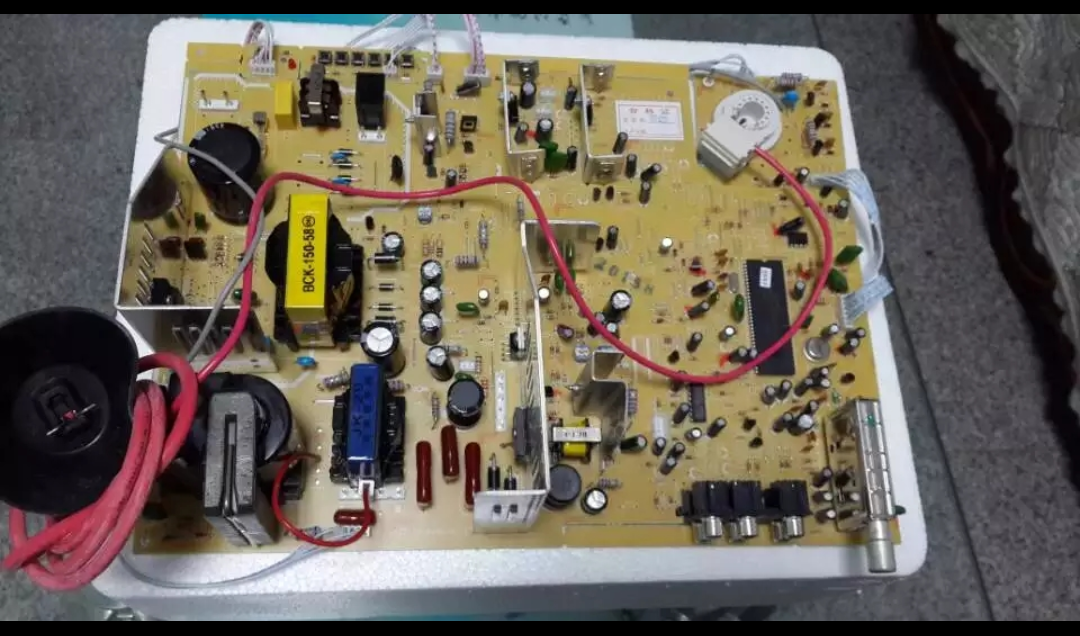 25-29-34 inch dual focus single focus HD pure screen color TV motherboard CRT universal maintenance board