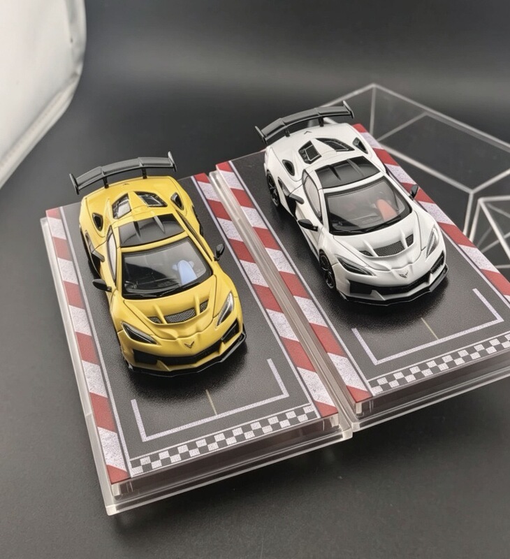 Fw 1:64 Corvette C8 Zr1 Iron Base Rubber Tire Bearing Wheel Simulation Alloy Car Model Fw 1:64 Corvette C8 Zr1 Iron Base Rubber Tire Bearing Wheel Simulation Alloy Car Model