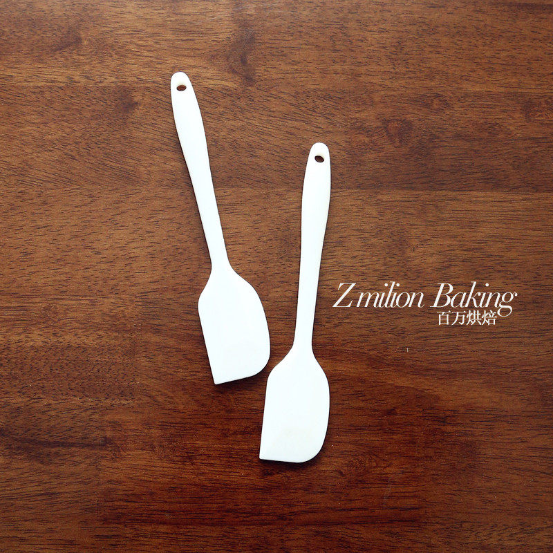 One-piece soft white small large silicone scraper cake cream spatula fruit paste rubber blade mixing scraper