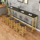 Заблокирован стеной, столом, домашним балконом, столом для чая с молоком и стулом комбинированного коммерческого длинного стола с высоким содержанием ноги с узким столом.