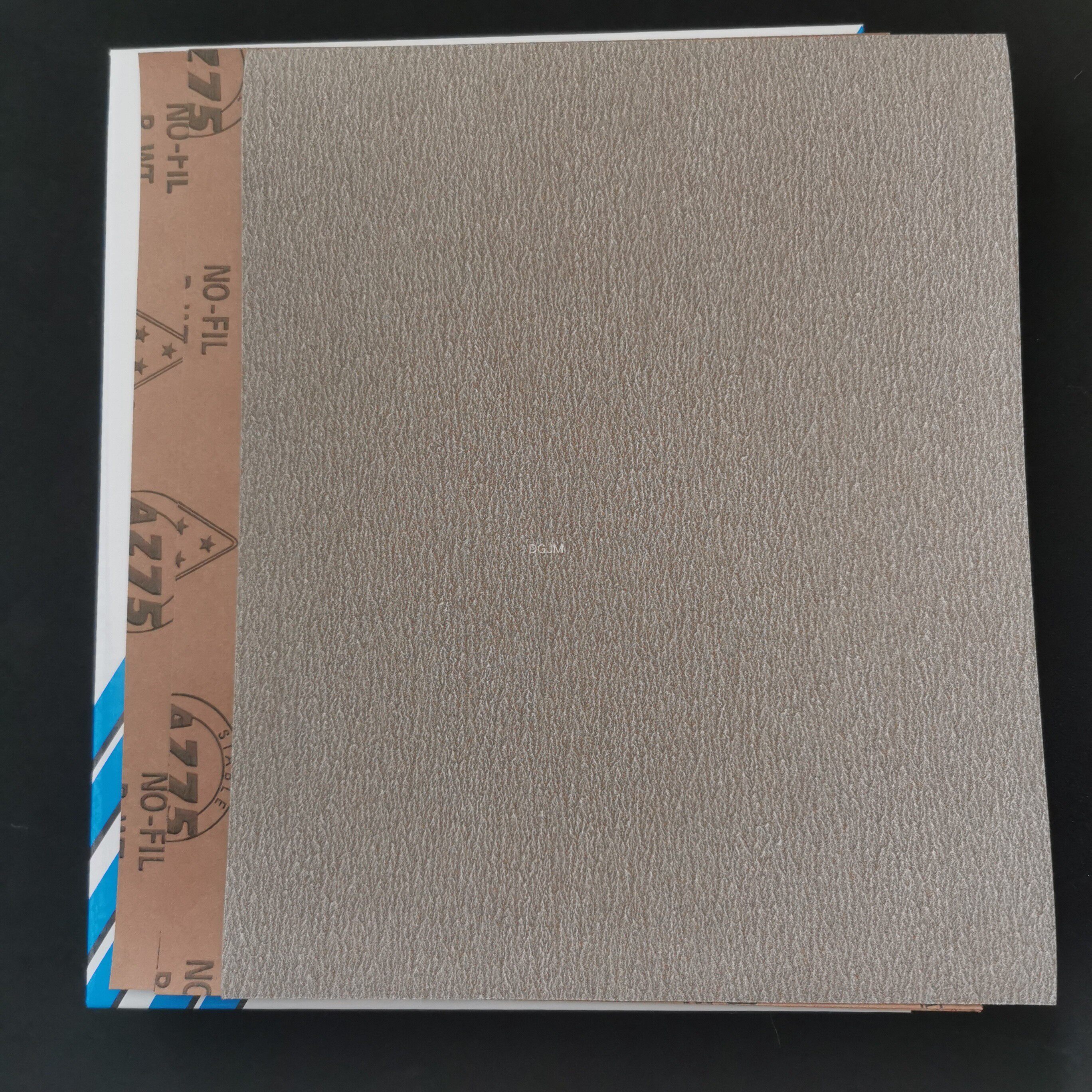 Samsung AZ75 dry frosted paper red leather sandpaper polished wood door Home innate paint polished polished sandpaper special