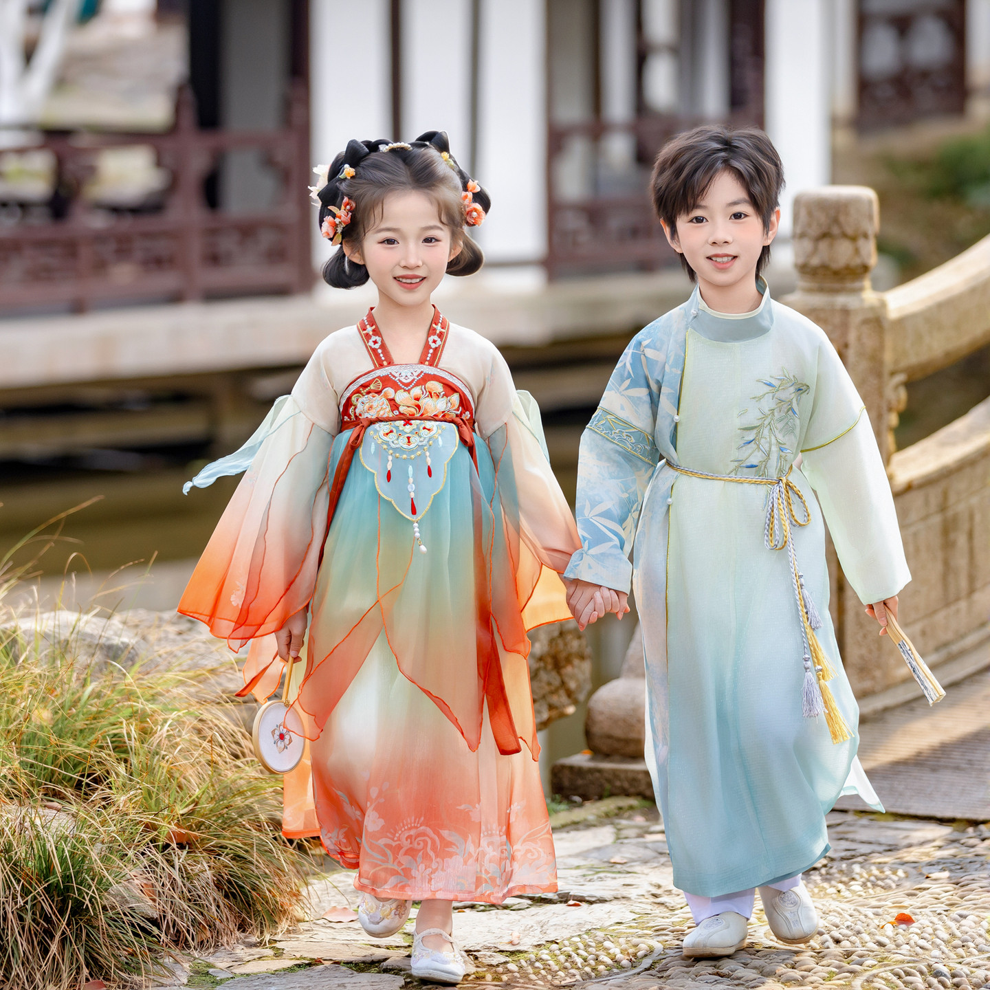 百里挑衣舞台服饰