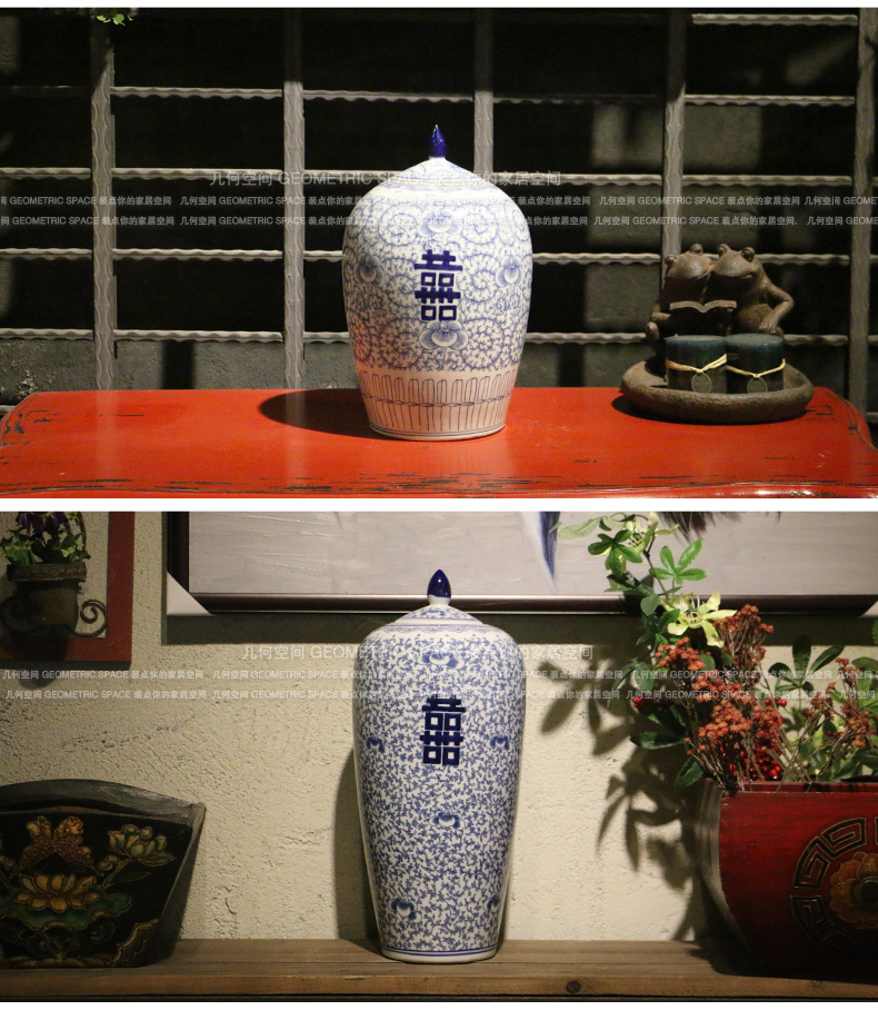 Jingdezhen blue and white idea gourd happy character antique hand - made tank storage tank furnishing articles of Chinese style classical decoration porcelain arts and crafts