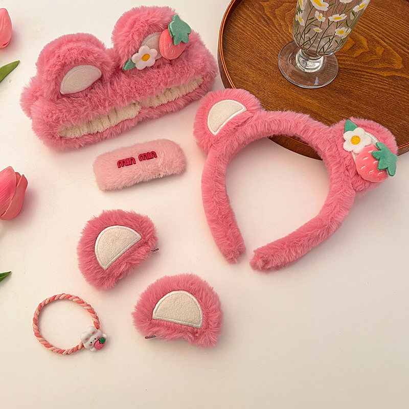 images 28:Strawberry-cute cute bear shampooed female swutter mask beam hair band 2022 new red hair card