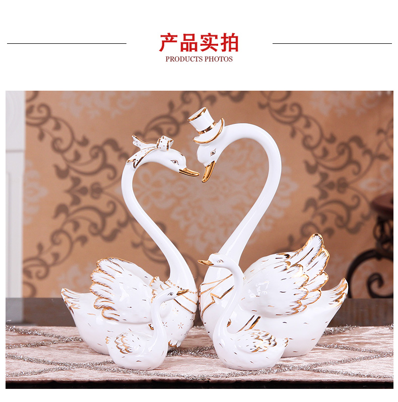 Phòng khách thiên nga đồ trang trí trang trí nhà cá tính lãng mạn gốm sáng tạo sản phẩm cưới mới để gửi cho bạn gái quà tặng đám cưới thiết kế phòng thờ