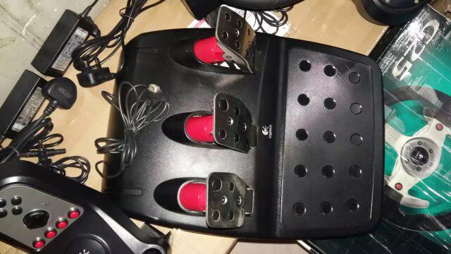 Руль 罗技logitechg27／g29／g920／g25游戏方向盘