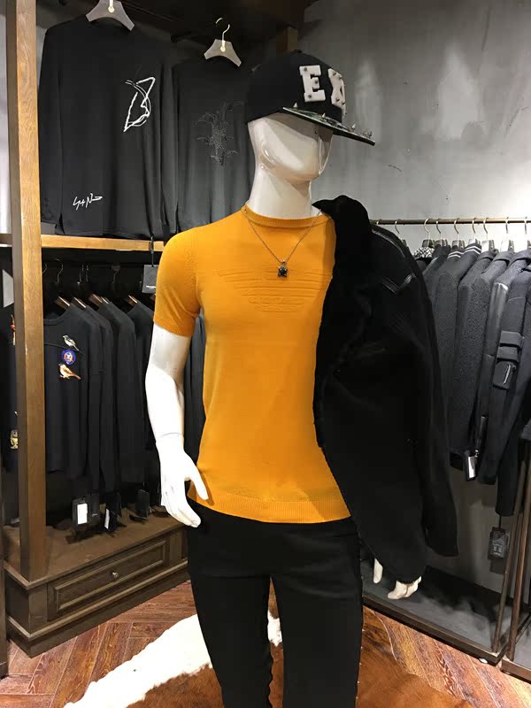 Đan ngắn tay áo cardigan nam cashmere áo sơ mi mỏng nửa tay áo áo len màu rắn Slim T-Shirt mùa xuân dưới áo sơ mi thủy triều