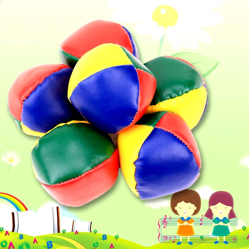 Children's sports pu sand bag Sand bag throw sand bag Sand bag Kindergarten students small sand bag imitation leather four-petal pu sand bag