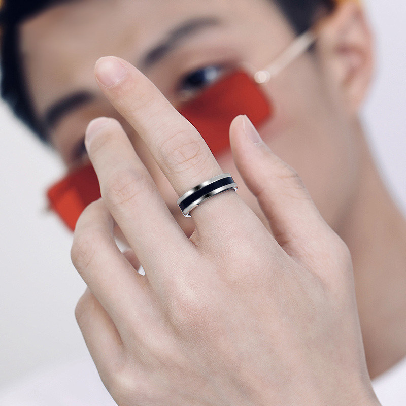 Titanium Steel Black Dauphin Boy Ring Male Tide Korean Version Couple to the ring female personality Forefinger Trampoline Ring Quit Lettering